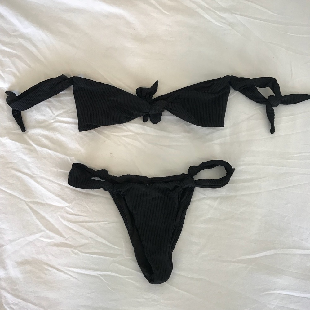 Black Bikini
